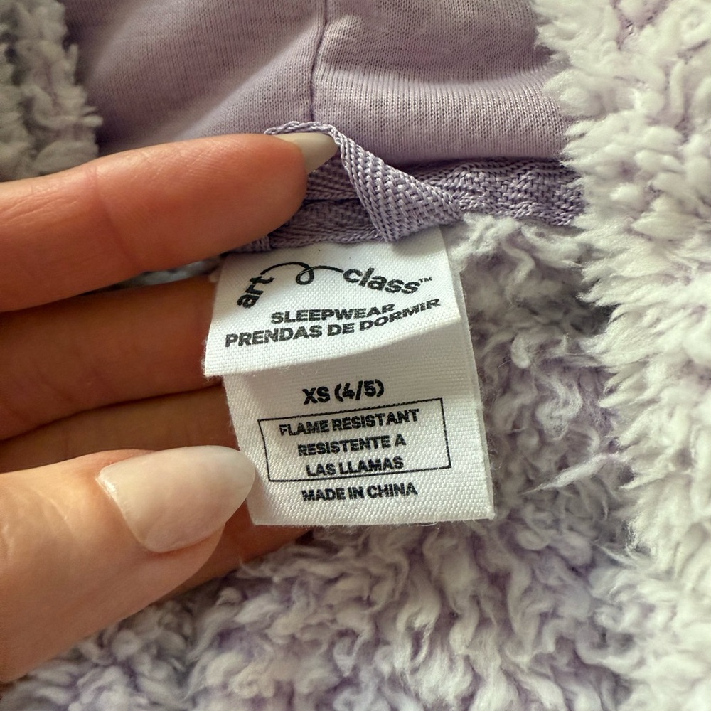 LIKE NEW! Toddler Girl Plush Robe by Art Class XS (4/5) - Picture 2 of 4
